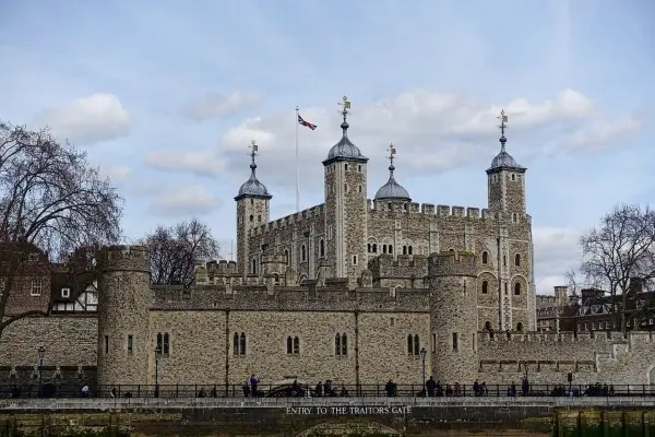 The white tower from the River Thames.